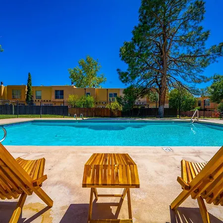 El Altos - An Irvie Home With Summer Pool
